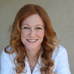 photo of Shera Raisen, MD