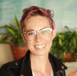 photo of Kerri Masutto, MD