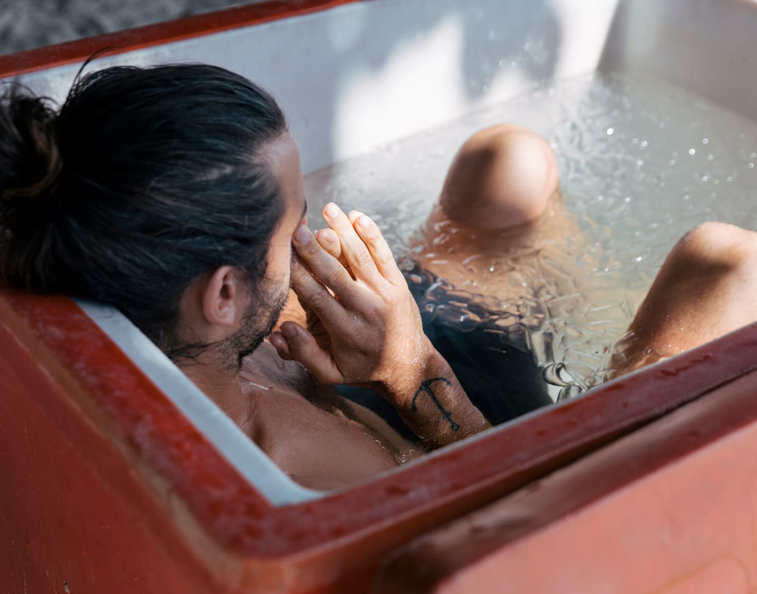 10 Hot Weather Hacks to Train Smarter and Optimize Results: Hot Weather Hacks and Cold Plunge