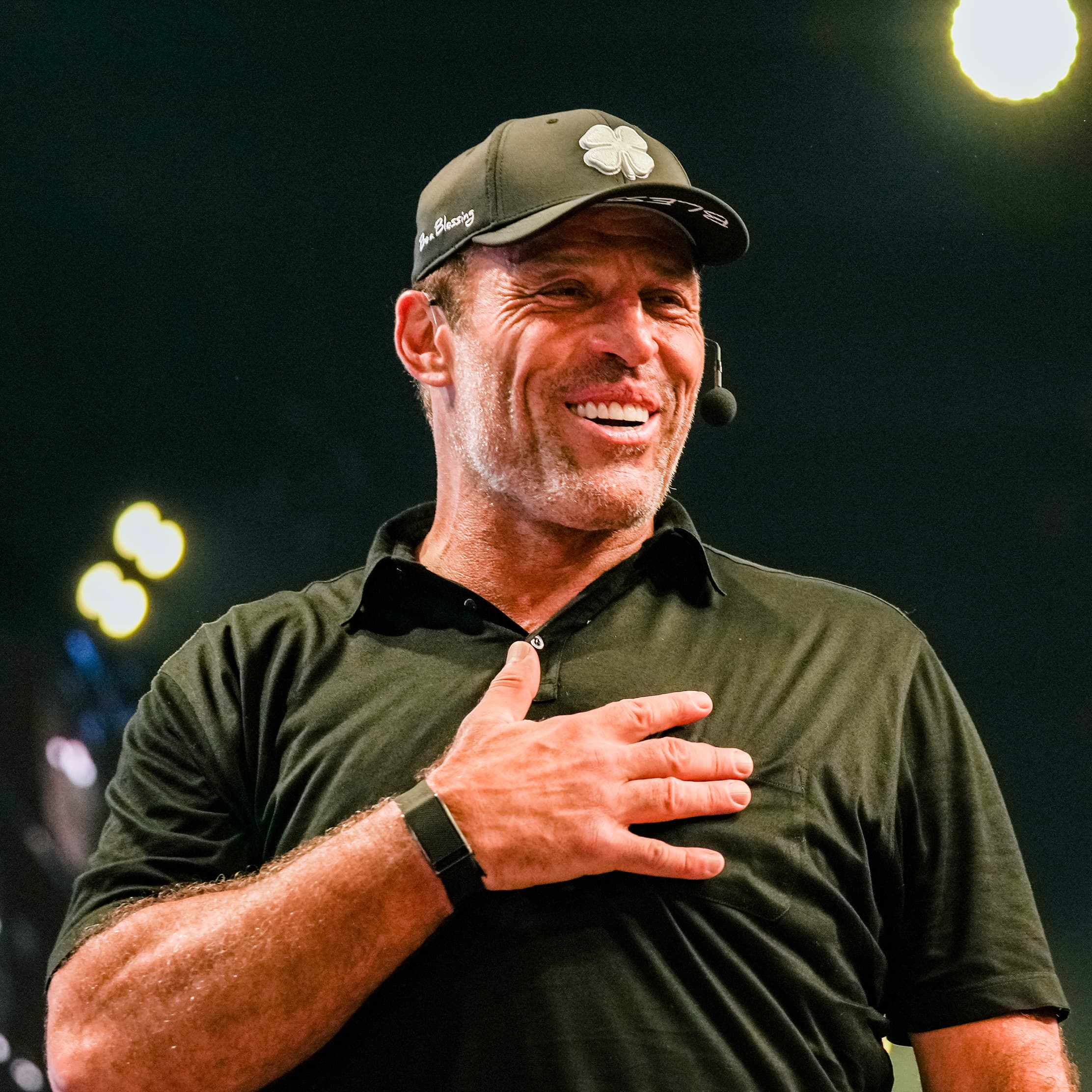 Tony Robbins sq